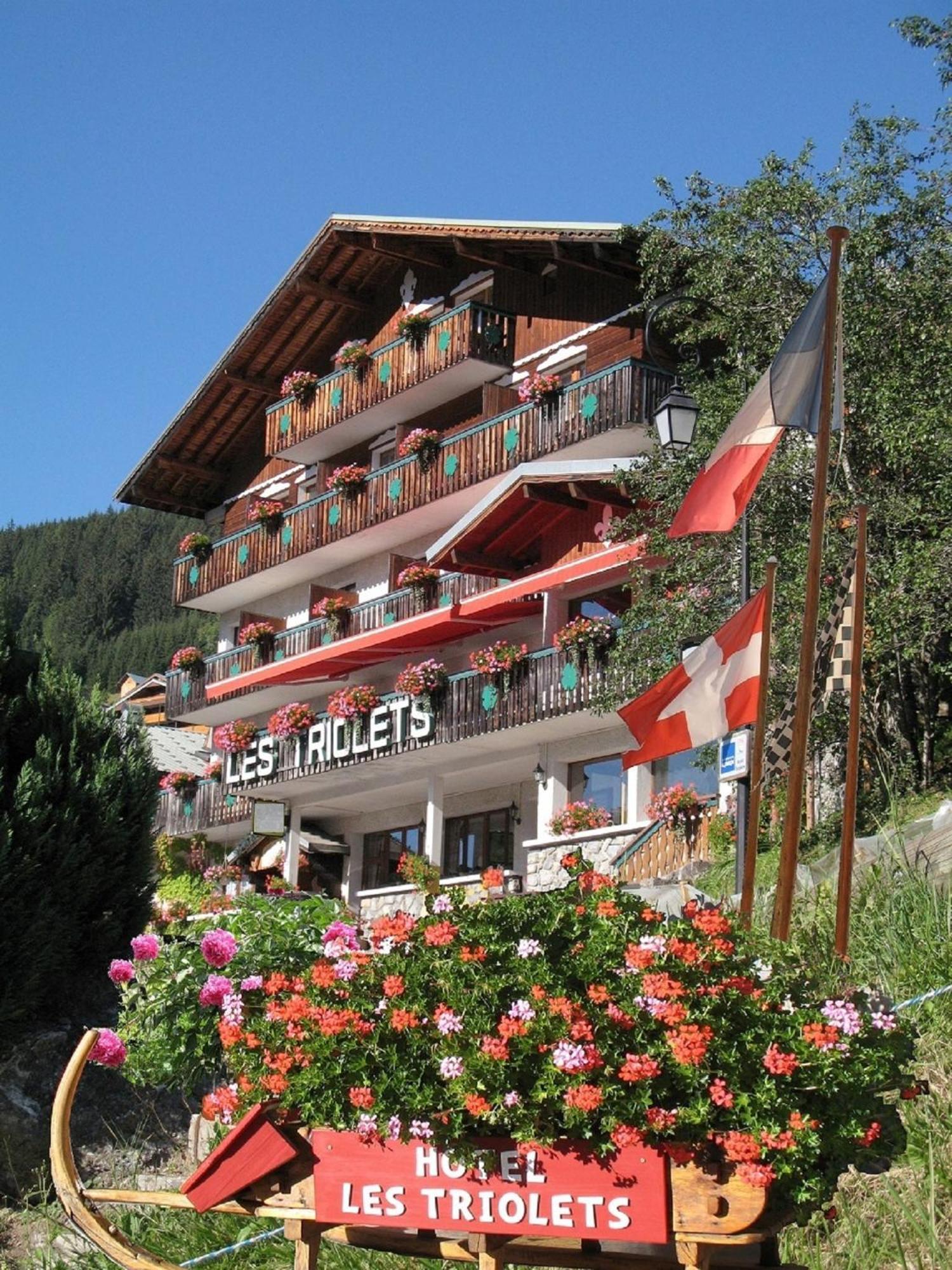 Les Triolets 2*